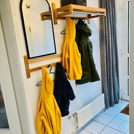 Luettje Deichvilla Backbord Holiday home Dorumer Neufeld